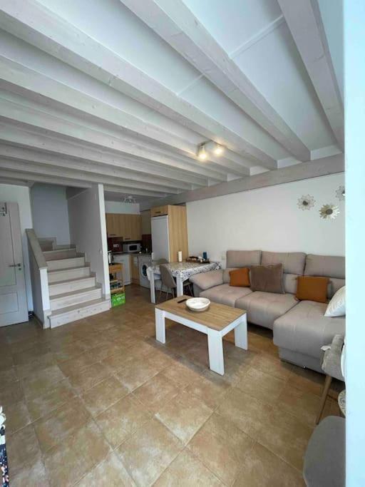 Casa En La Montana Con Piscina De Temporada Arredondo Exterior foto