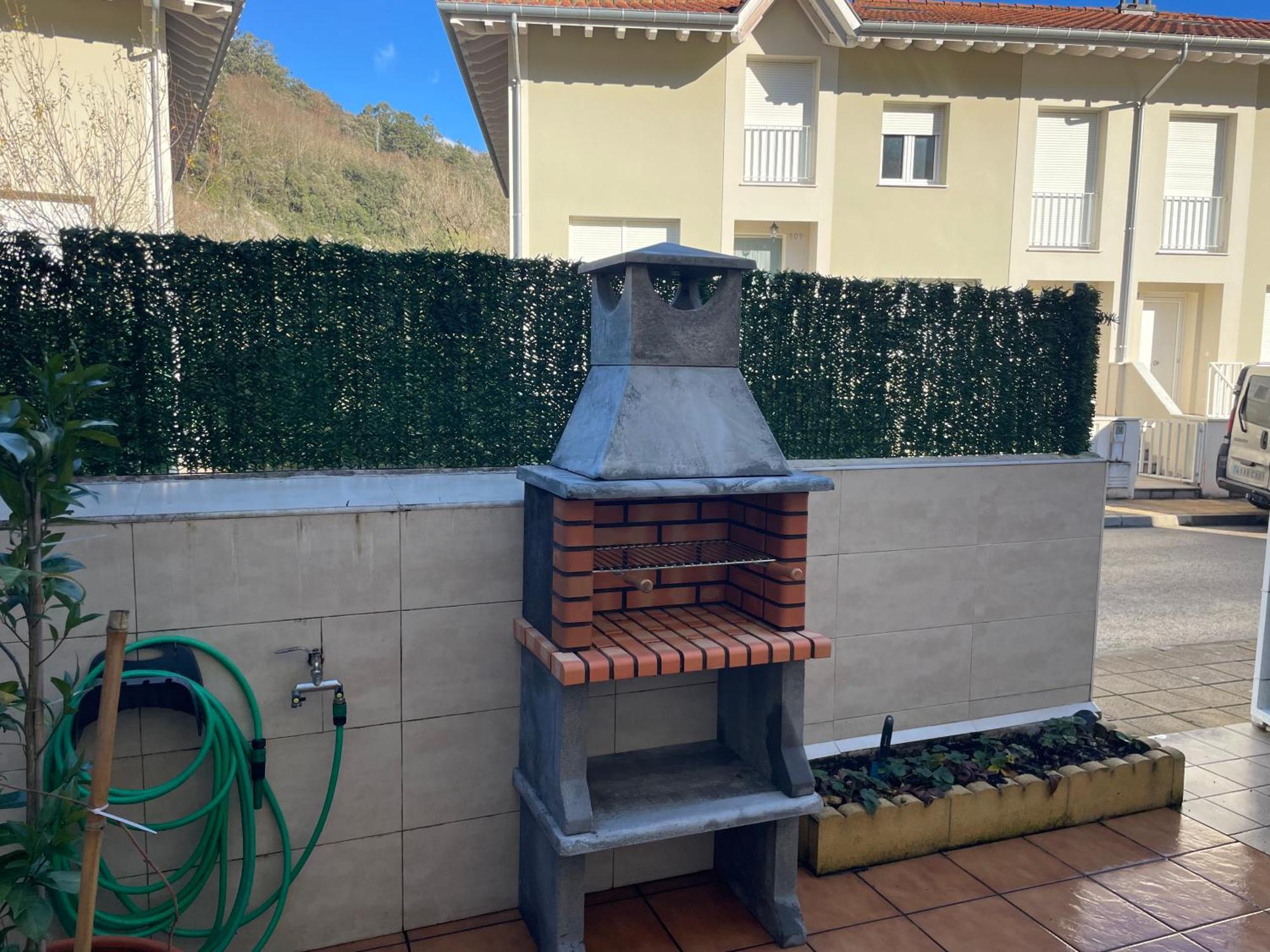 Casa En La Montana Con Piscina De Temporada Arredondo Exterior foto