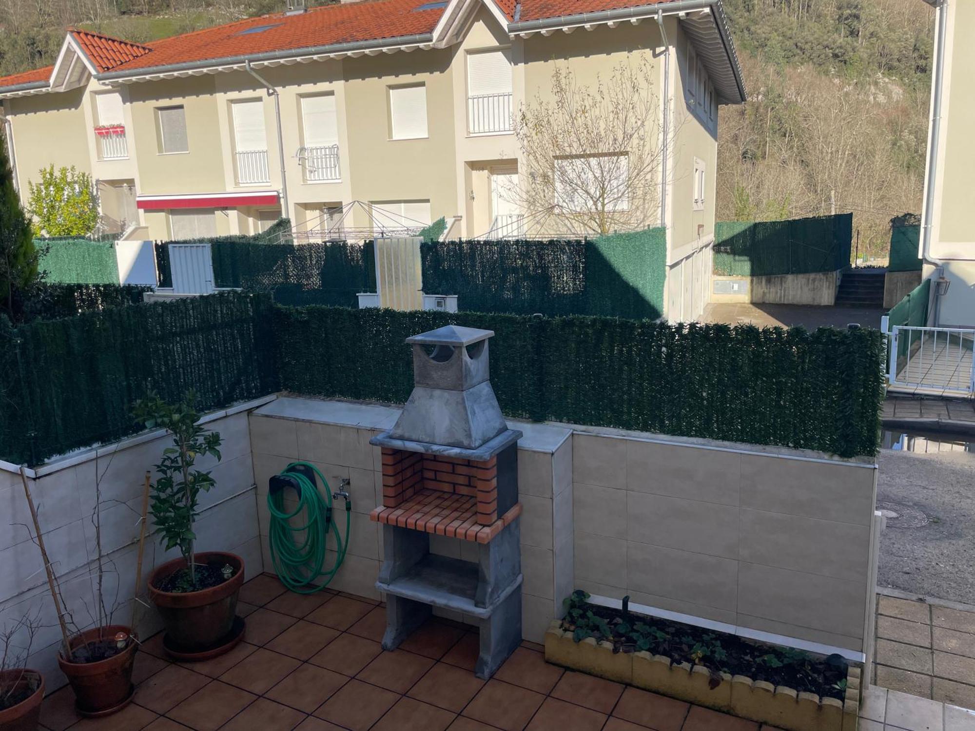 Casa En La Montana Con Piscina De Temporada Arredondo Exterior foto